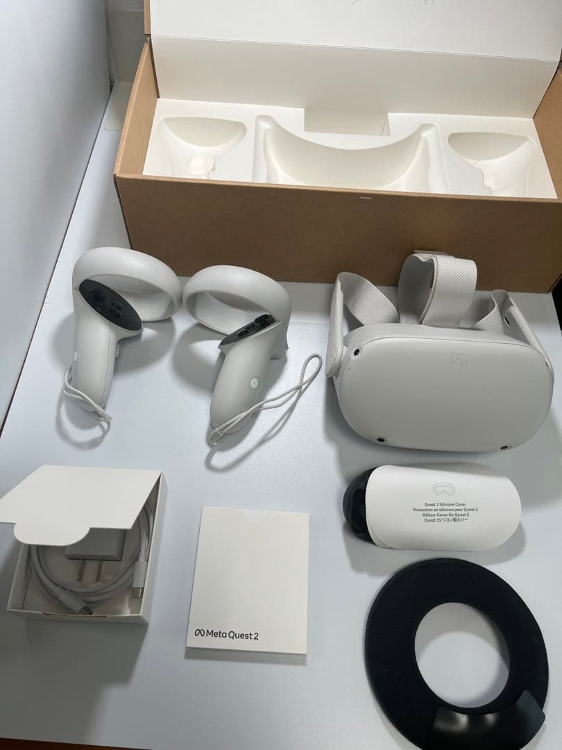 スマホアクセサリー  Quest 2 128GB