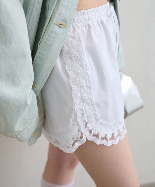完売品 U by SPICK&SPAN サイドレースショートパンツ