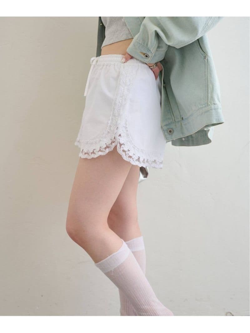 完売品 U by SPICK&SPAN サイドレースショートパンツ