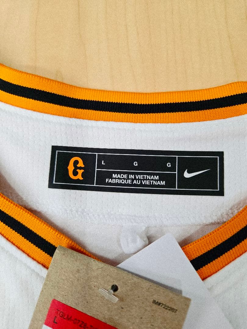 読売ジャイアンツ　坂本勇人 ユニフォームNIKE Lサイズ