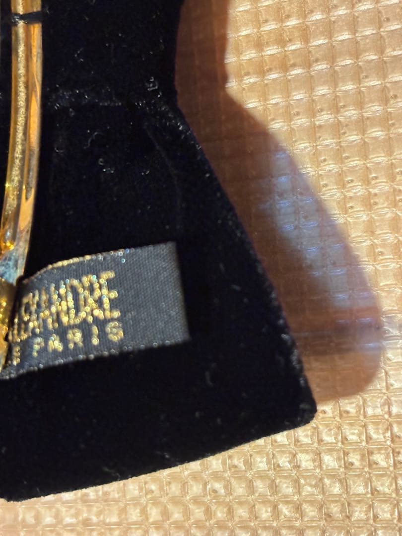 ALEXANDRE DE PARIS 黒ベロアリボンバレッタ