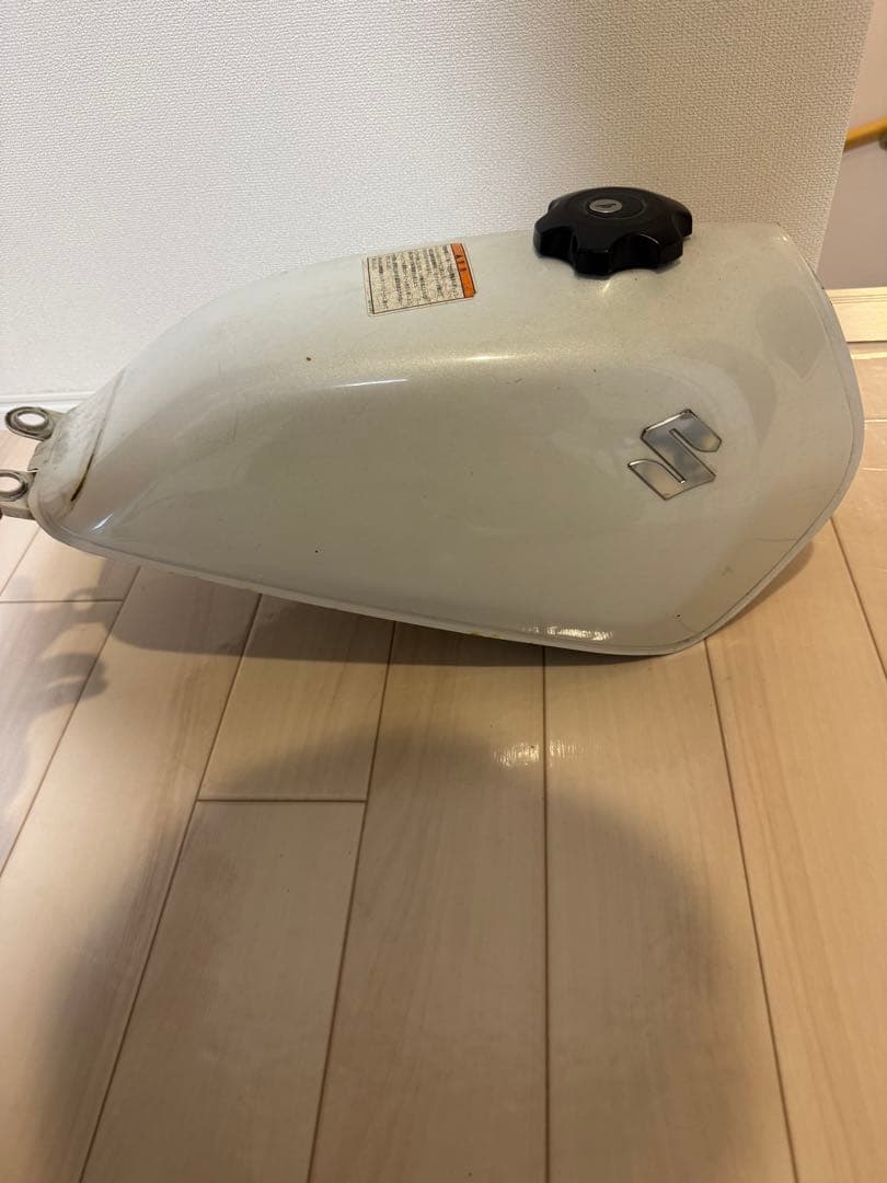 pokemon　スズキ グラストラッカー　タンク