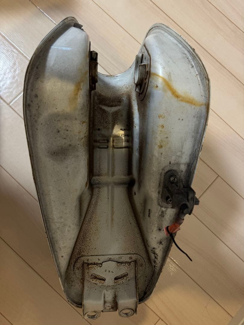 pokemon　スズキ グラストラッカー　タンク