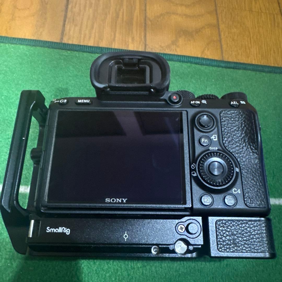 Sony α7 III ILCE-7M3 ボディ　smallrig rode