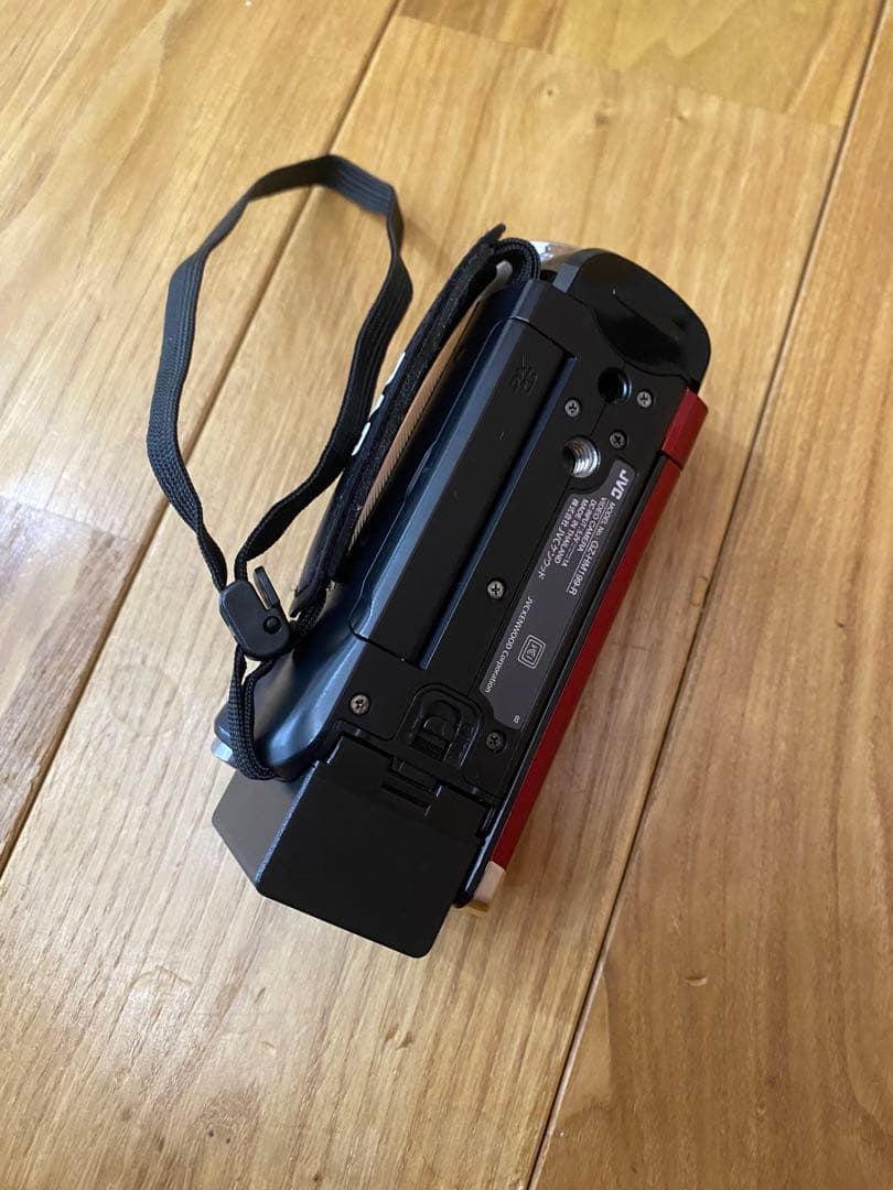 美品JVCビデオカメラ　GZ-HM199