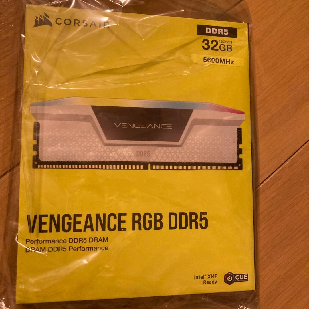 メモリー CORSAIR VENGEANCE RGB DDR5 32GB 5600MHz