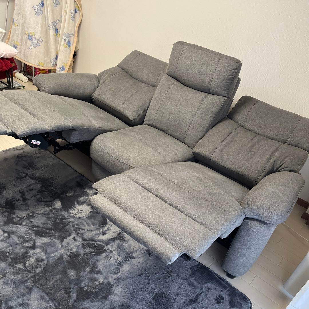 【早い者勝ち】ニトリ　電動リクライニングソファ　３人掛け　★匿名配送★ 送料込！