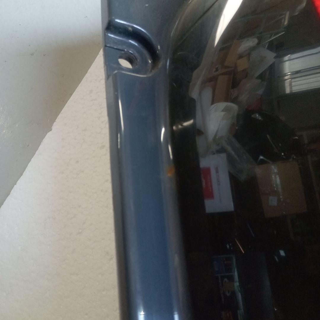 【半年使用】【送料無料】トヨタ 200系ハイエース純正後期テールランプ 右側