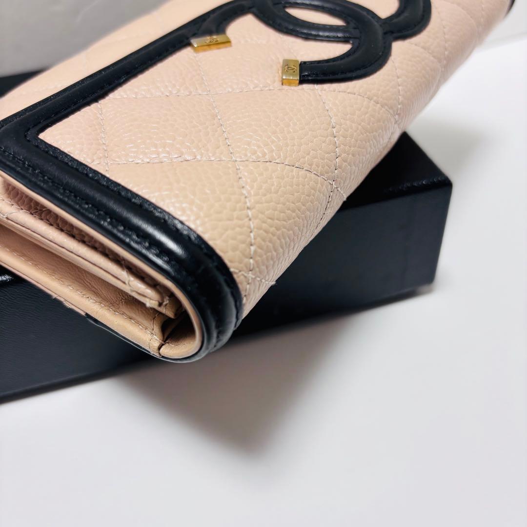 【美品】シャネルキャビアスキン　CCフィリグリー　長財布　カード・シールあり