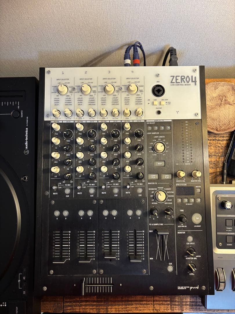 KORG ZERO4 DJミキサー