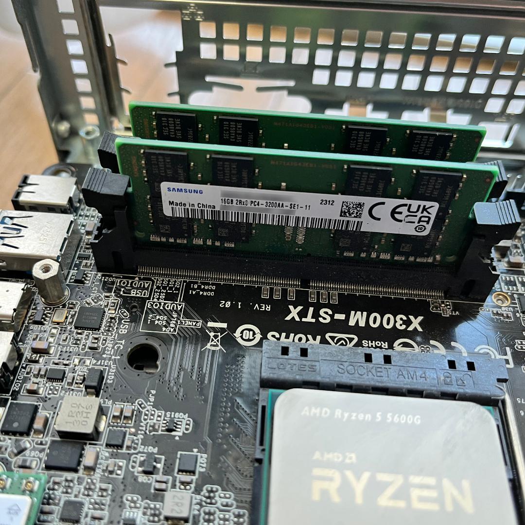 ミニPC asrock deskmini x300 5600g 32gb