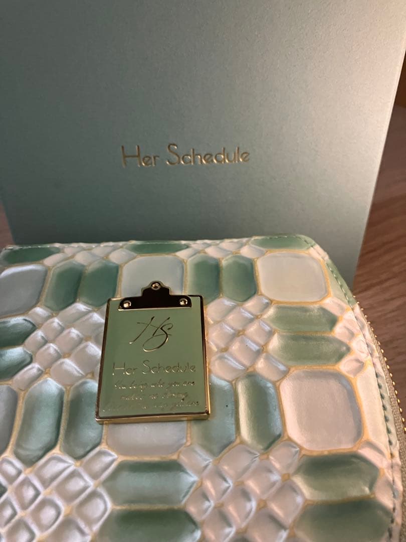 Her Schedule パスケース ミントグリーン