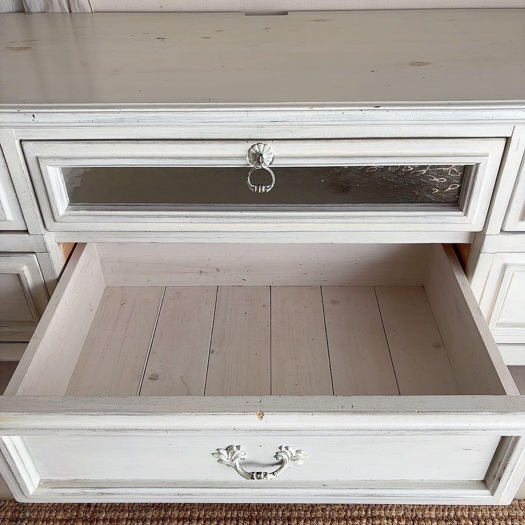 rira♡　直接配送 アンティーク　白家具　テレビ台　フレンチシャビー