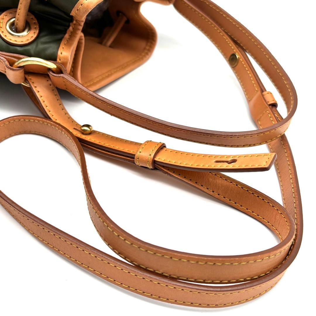 未使用に近い ハンティングワールド 巾着 ショルダーバッグ バチュー カーキ