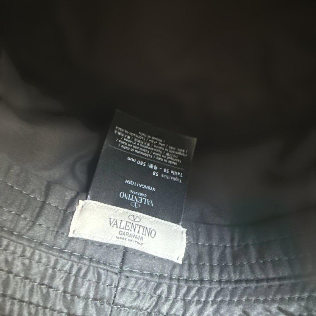 バレンティノ バケットハット ロゴ XY0HGA11QSH