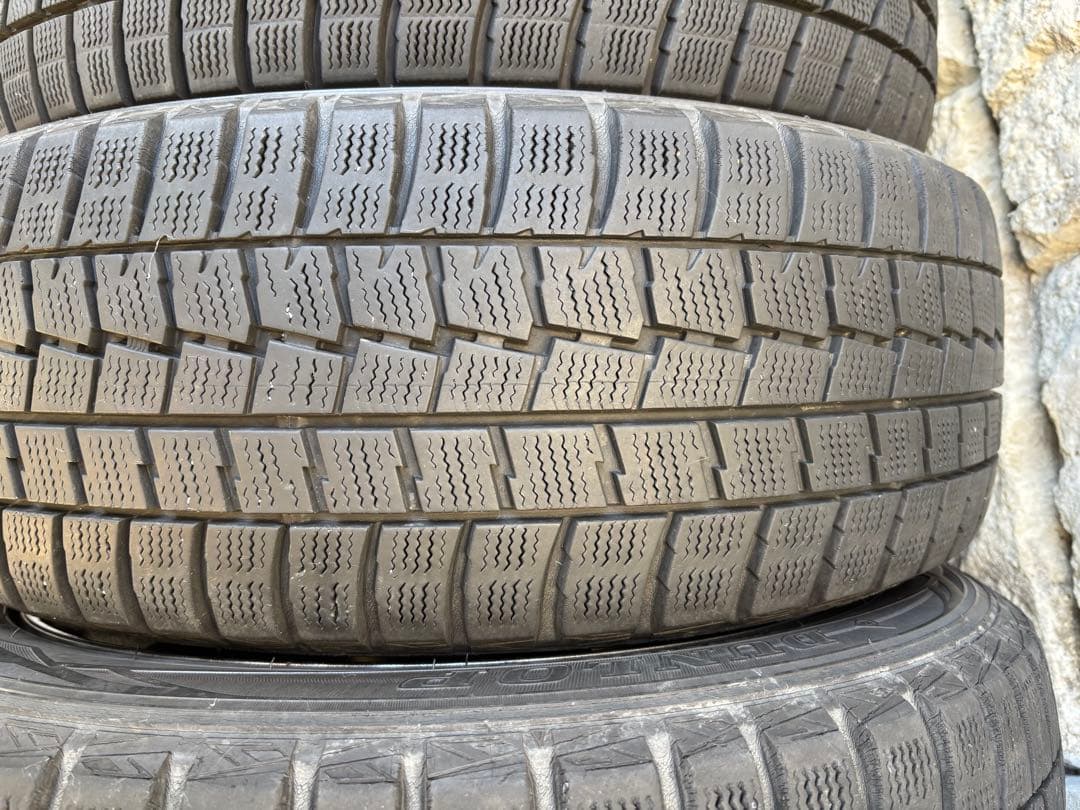 225/50R18 スタッドレスタイヤホイールセット