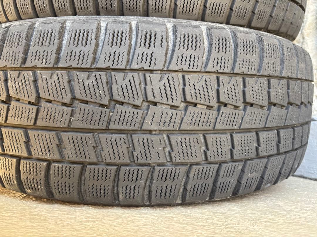 225/50R18 スタッドレスタイヤホイールセット
