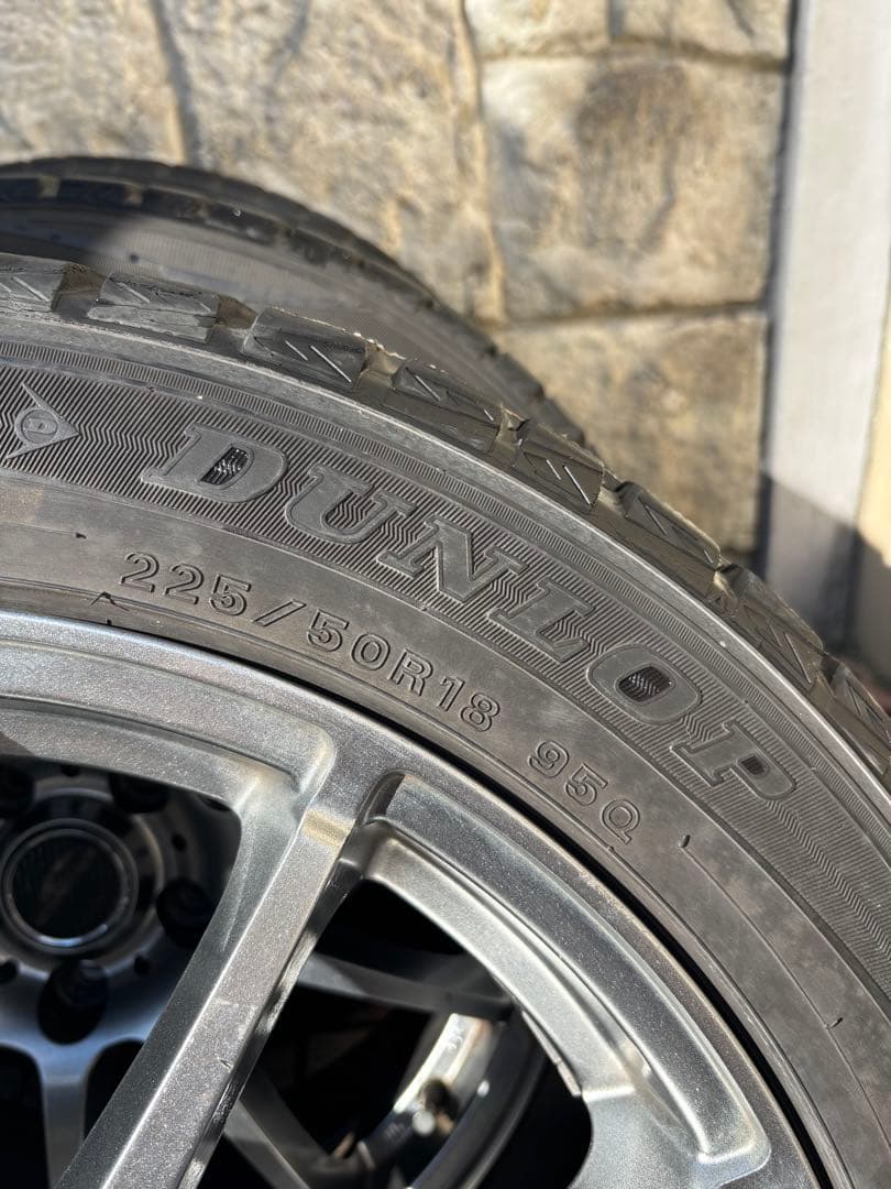 225/50R18 スタッドレスタイヤホイールセット