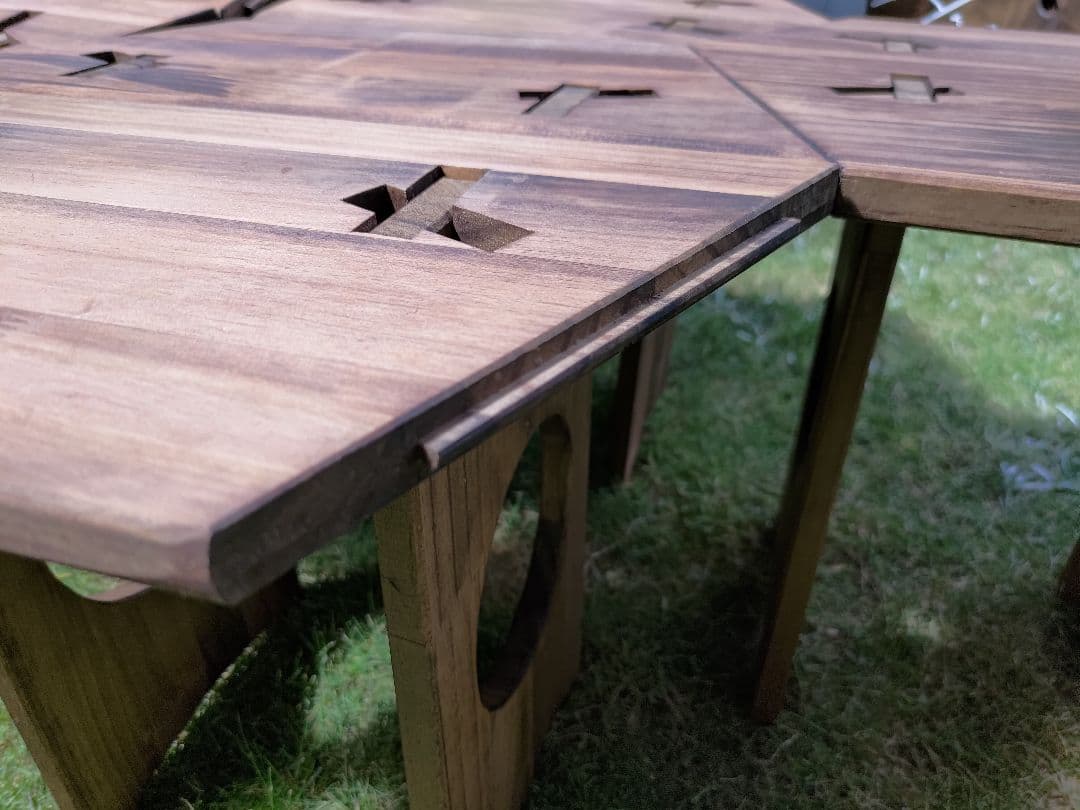 木製手作りキャンプテーブル 囲炉裏 組み立て式円卓 ファイヤーオクタゴンテーブル