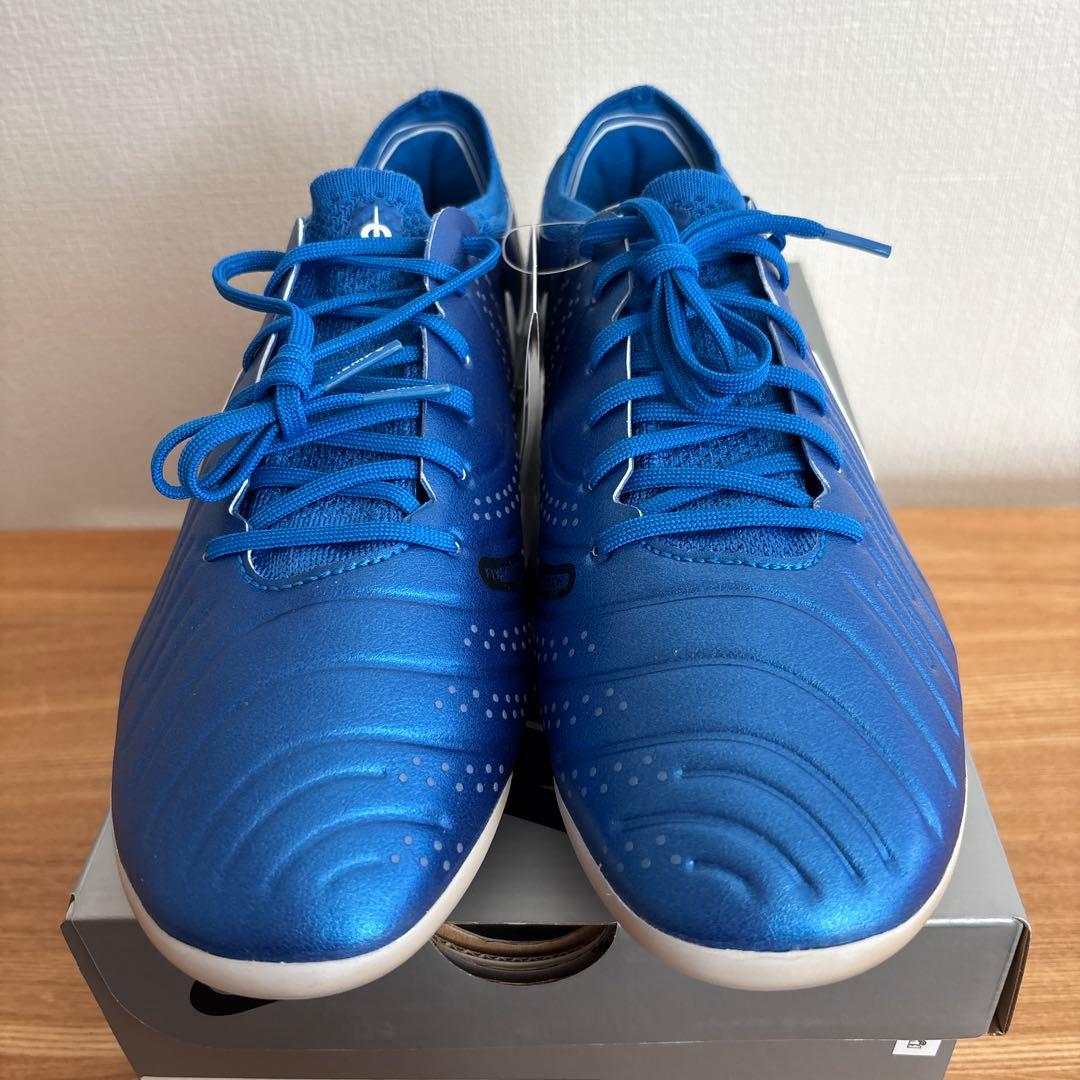 28　ナイキ　サッカー　スパイク　DV4330　ティエンポ レジェンド 10