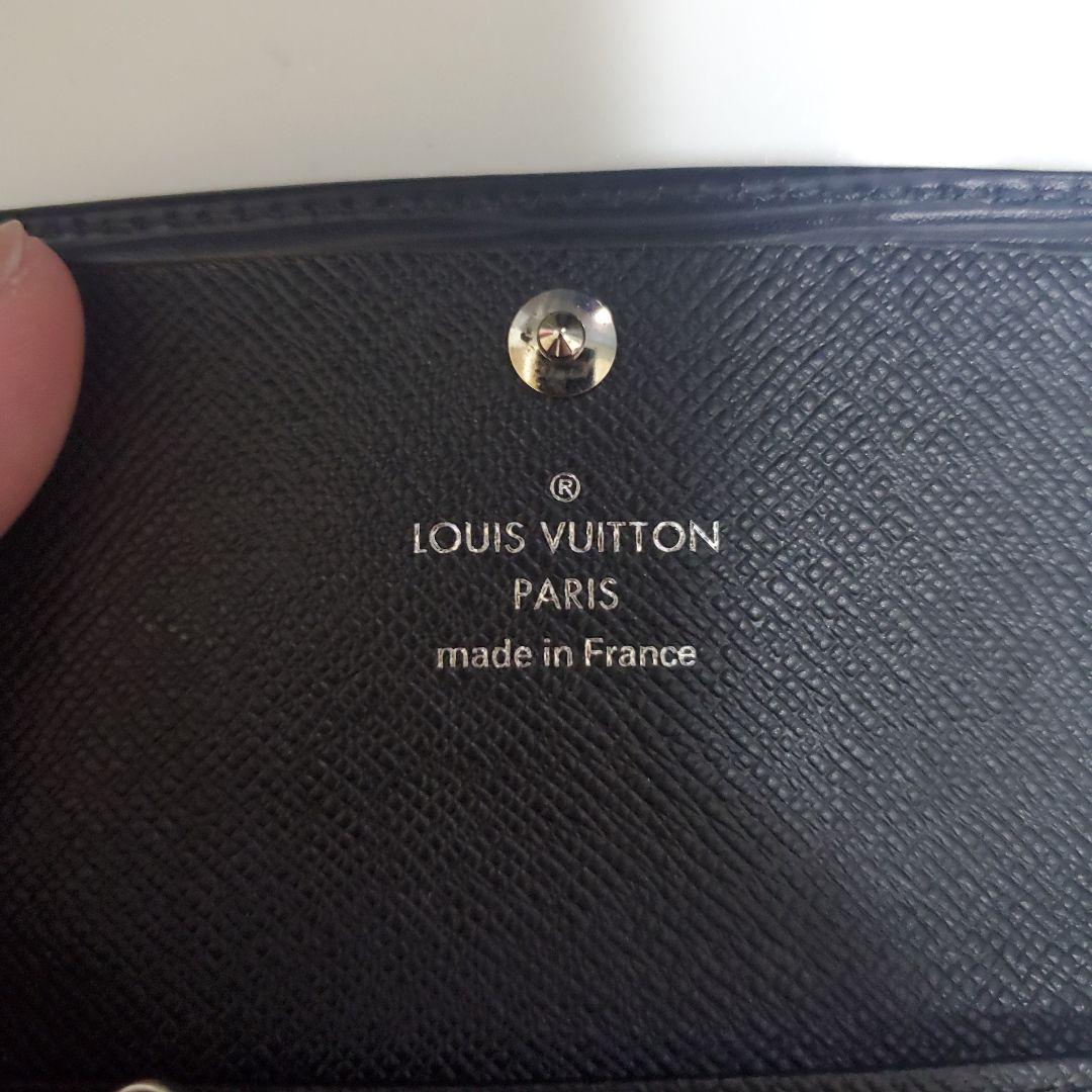 Louis Vuitton ブラックキーケース