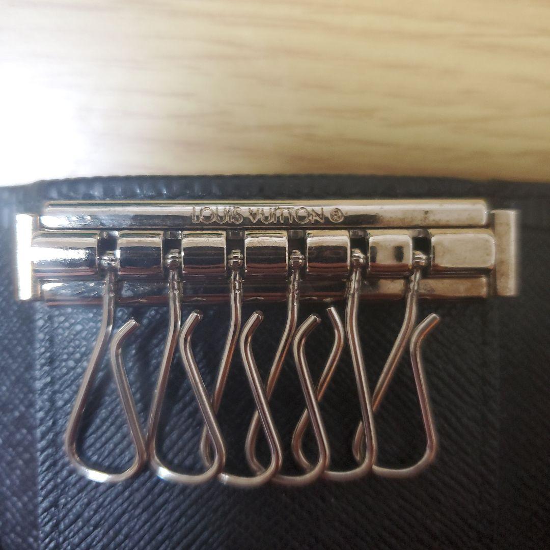 Louis Vuitton ブラックキーケース