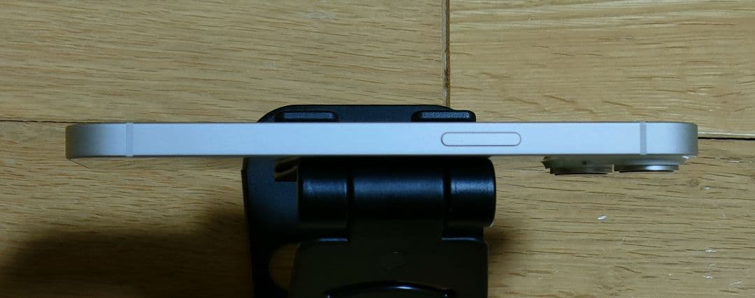 美品 iPhone14 スターライト SIMフリー 128GB 利用制限なし