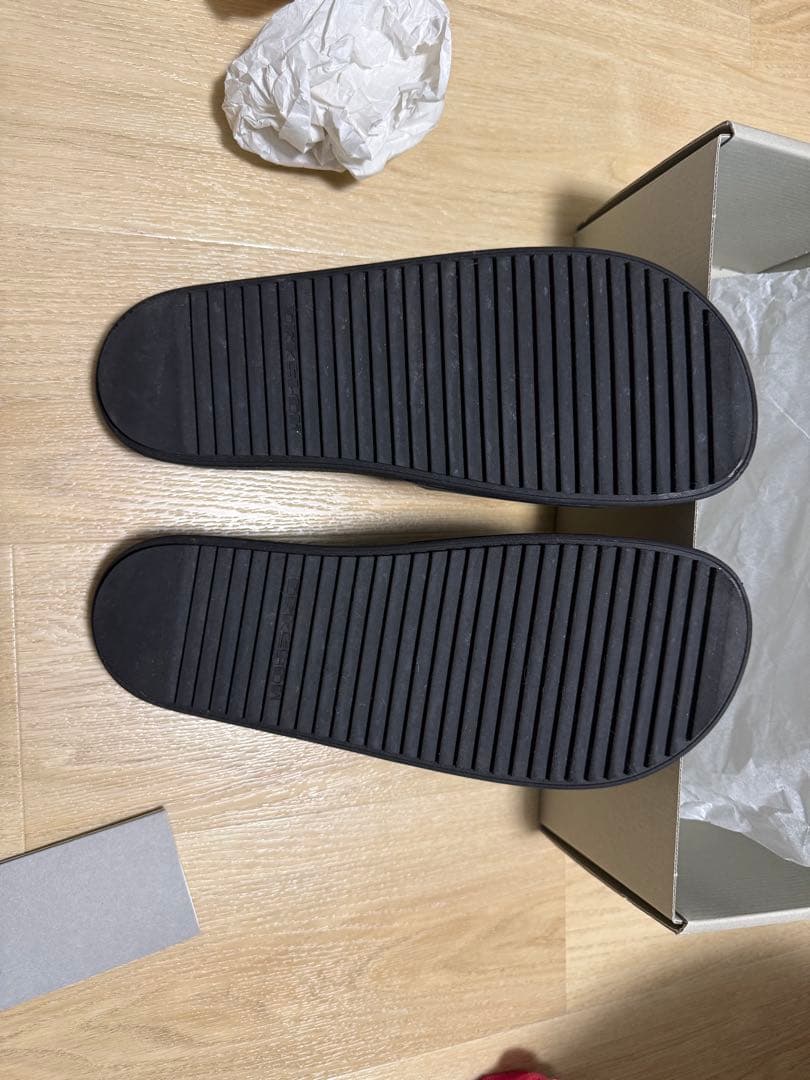 リックオウエンスダークシャドウサンダル