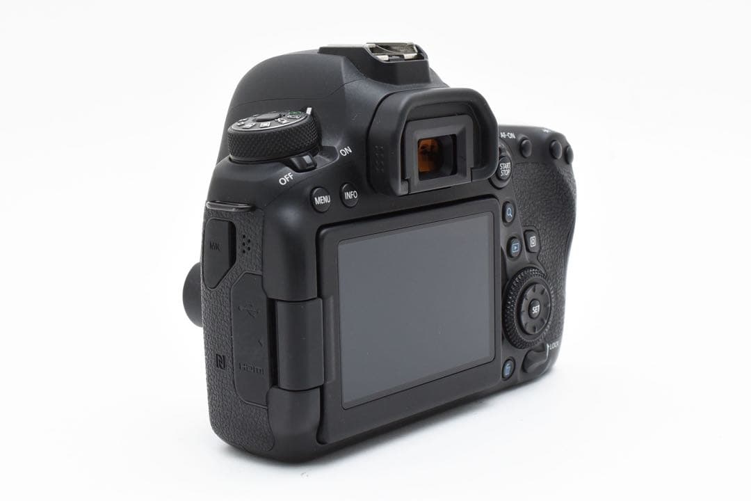 デジタル一眼レフカメラCanon EOS 6D Mark II望遠レンズセット