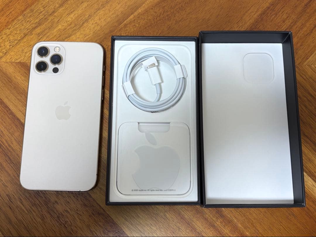 Apple iPhone 12pro 本体 256GB