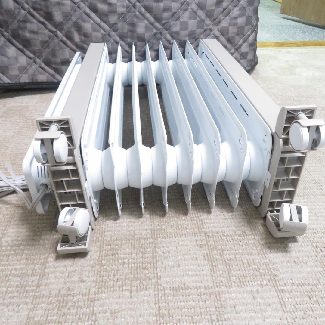 美品　デロンギ ヴェルティカルド RHJ21F0812-WH オイルヒーター