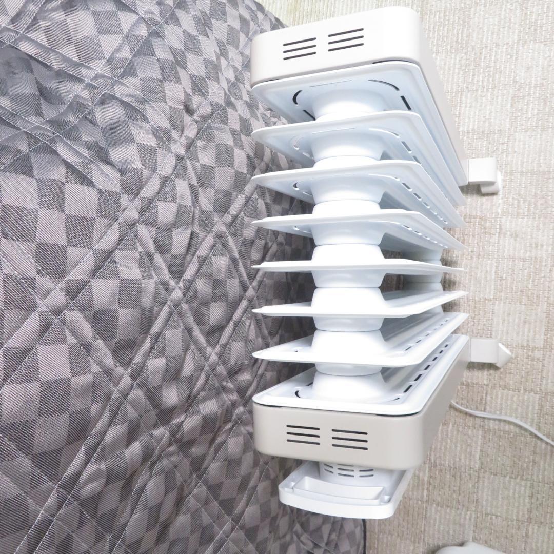 美品　デロンギ ヴェルティカルド RHJ21F0812-WH オイルヒーター