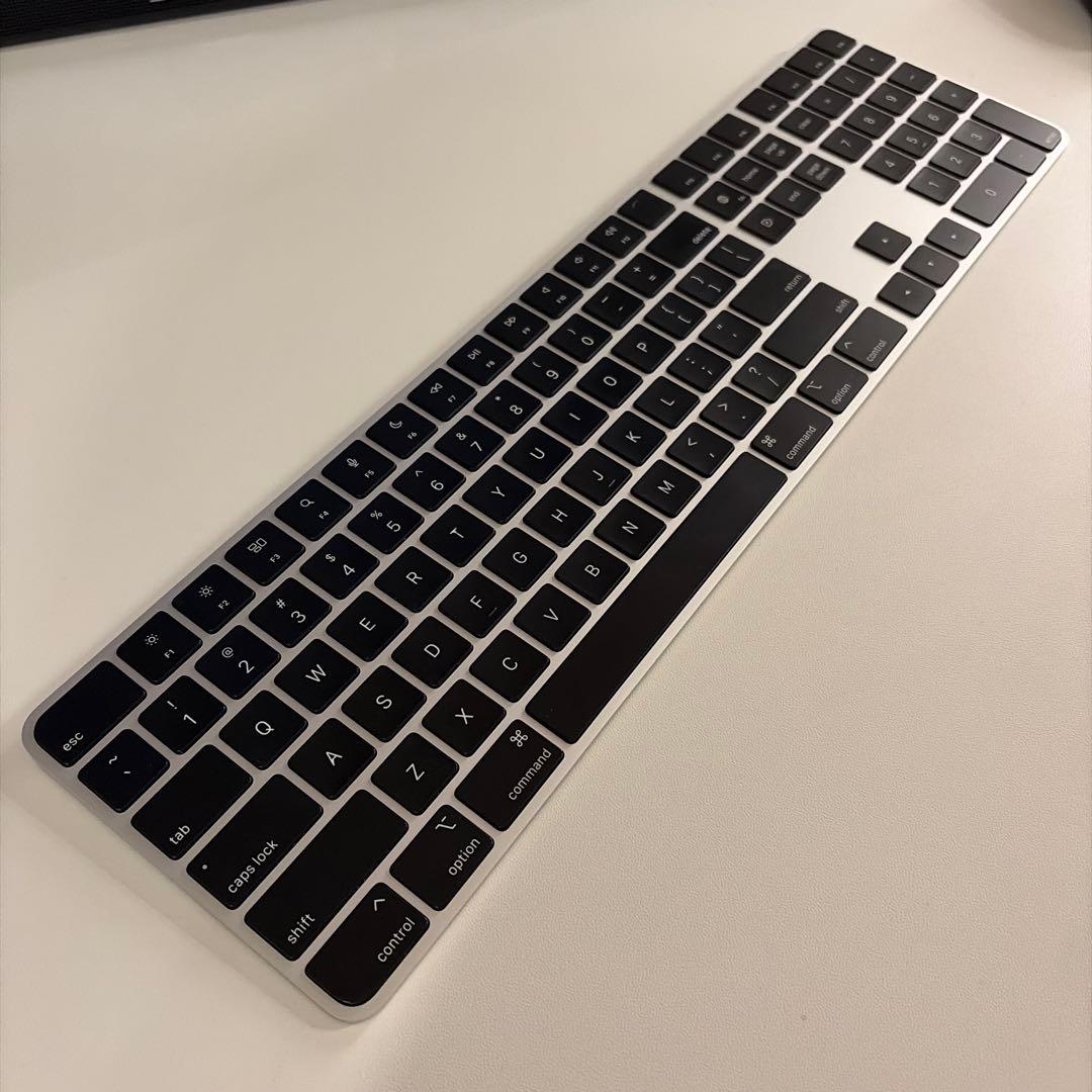 Apple Magic Keyboard US Touch ID 付き