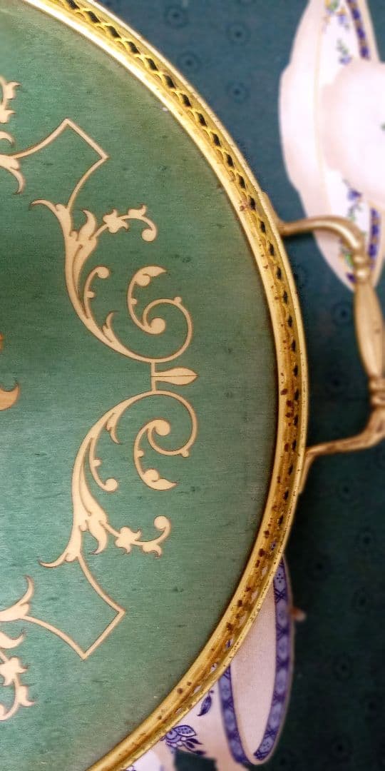 2点セット・イタリア製・象嵌トレー・グリーン花柄・アンティーク