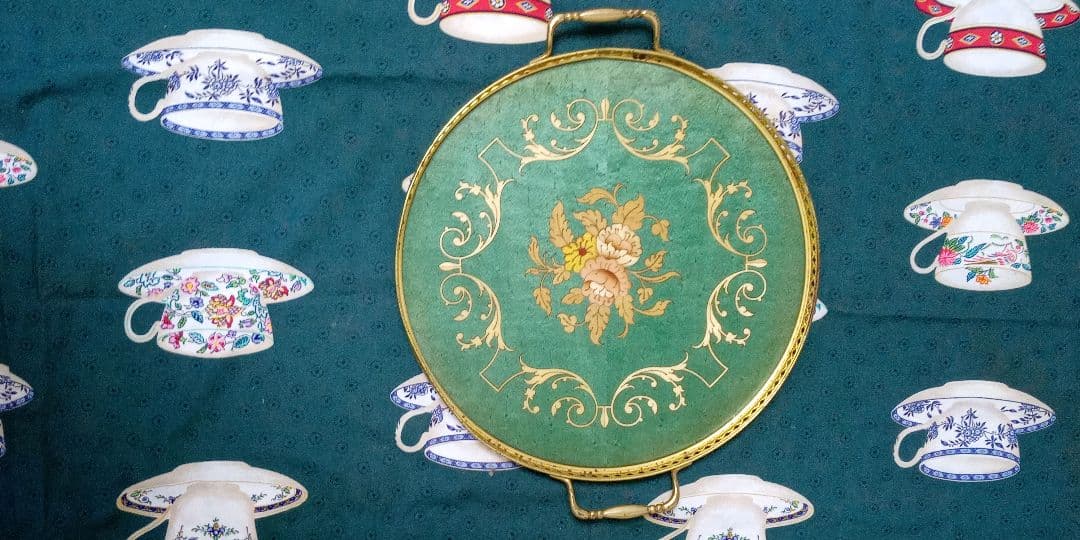 2点セット・イタリア製・象嵌トレー・グリーン花柄・アンティーク