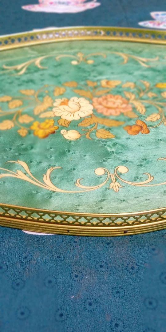 2点セット・イタリア製・象嵌トレー・グリーン花柄・アンティーク