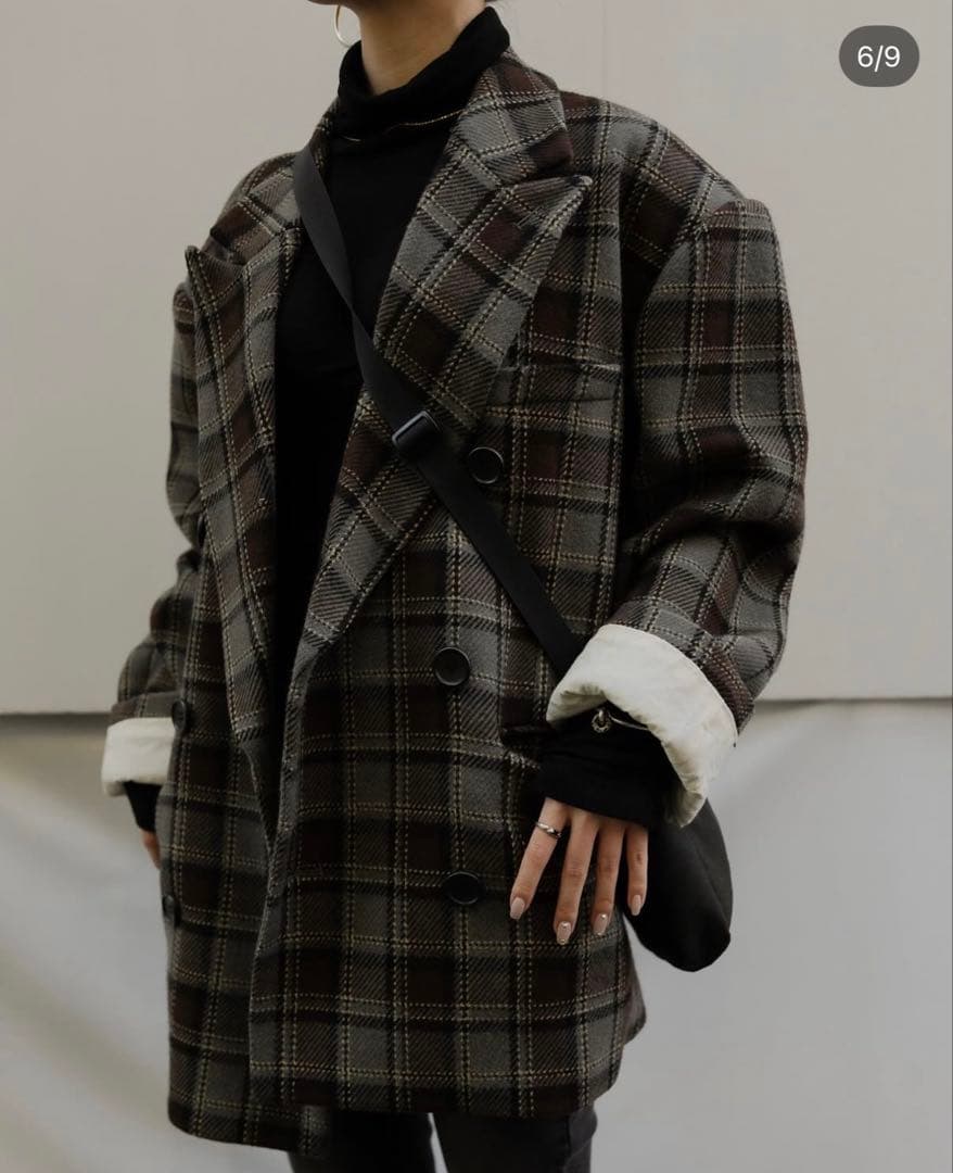 う*た様 正規品 CLANE OVER SHOULDER PEAKED LAPE