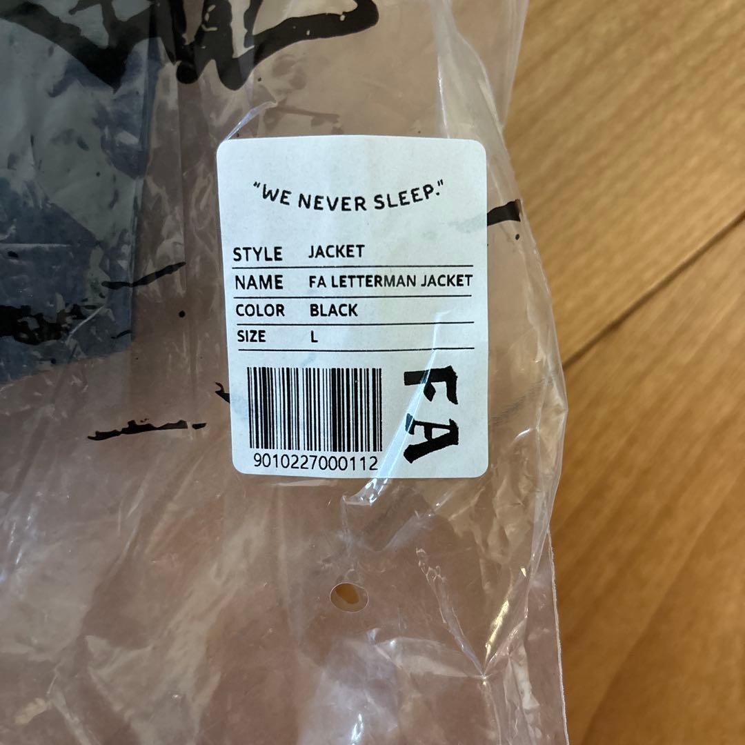 な*み様 fucking awesomeレターマンジャケット ブラック