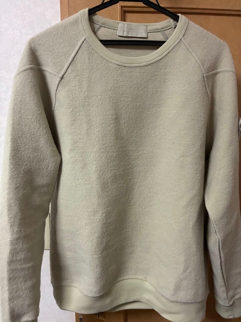 STONE  ベージュ クルーネックスウェット
