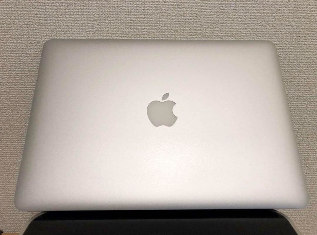 美品 MacBook Air（13-inch, Late 2010）おまけ付き