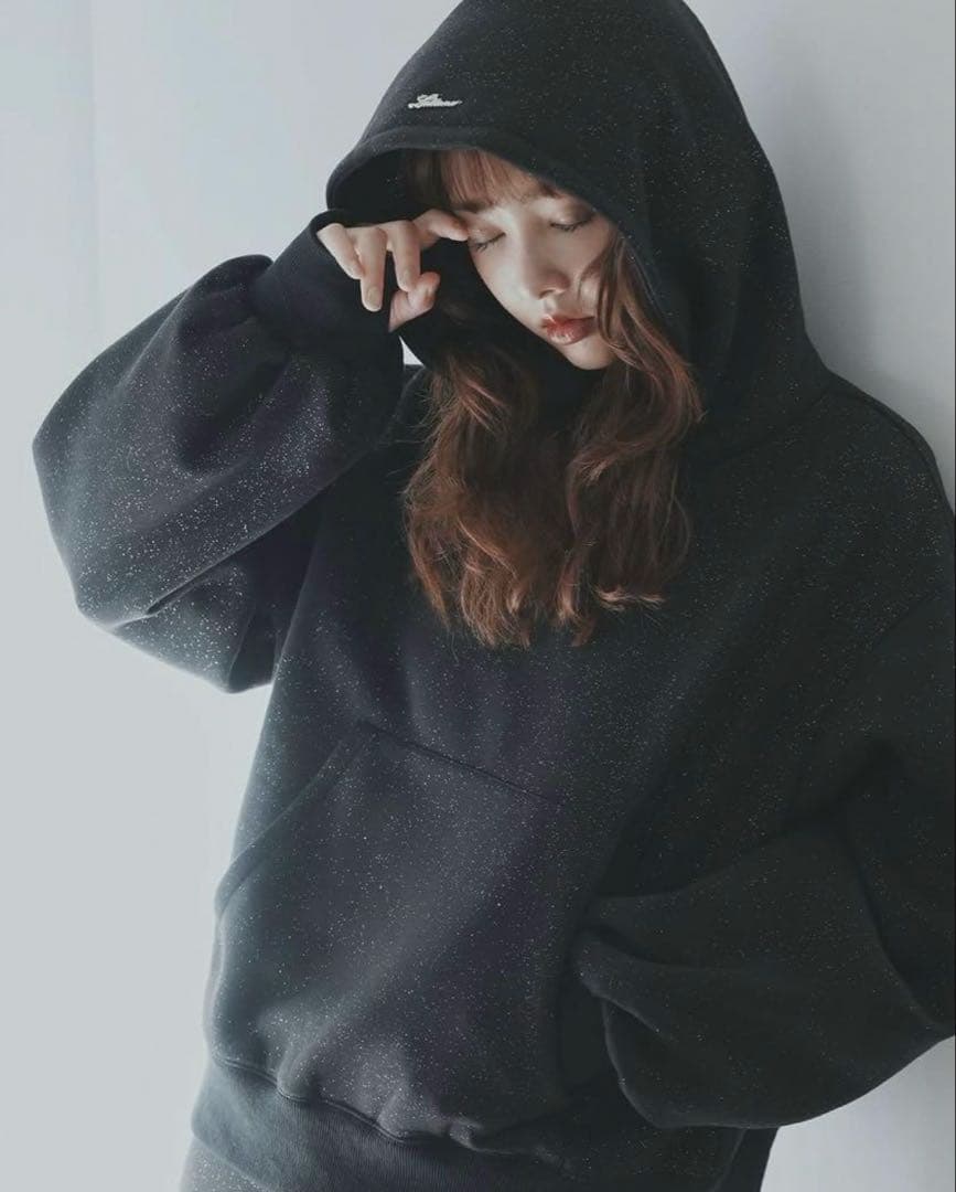 【処分前最終値下げ】lallana ララーナ　ラメスウェットフーディ ブラック