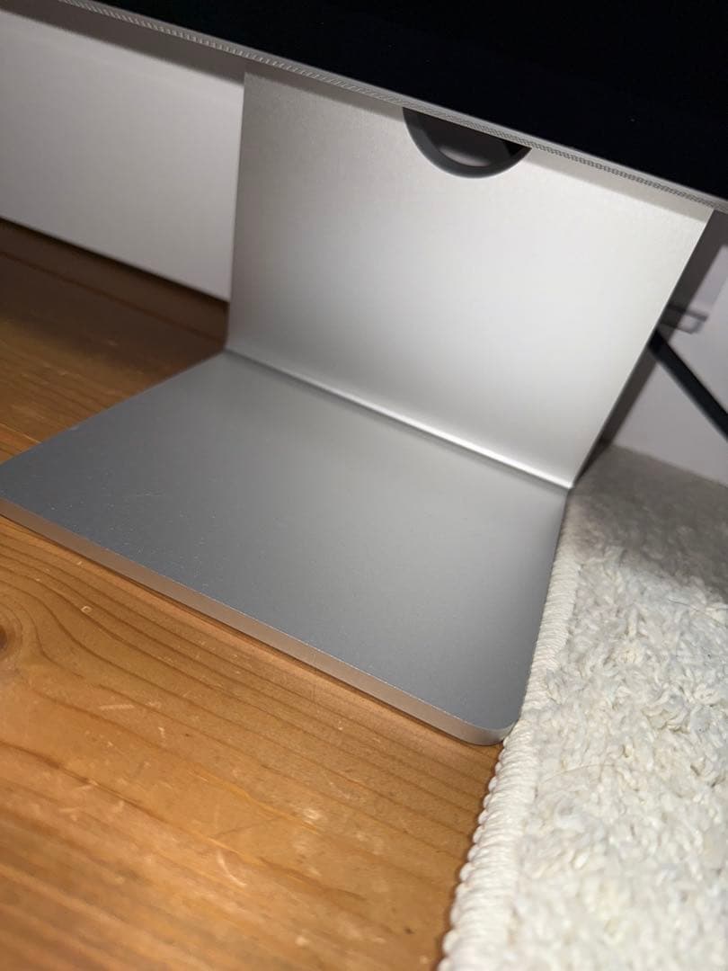 studiodisplay 傾き調整あり R7 5月10日