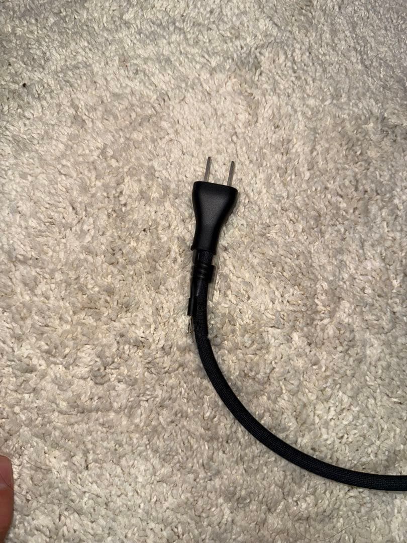 studiodisplay 傾き調整あり R7 5月10日