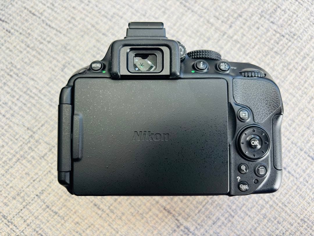 Nikon D5300 レンズ2本セット