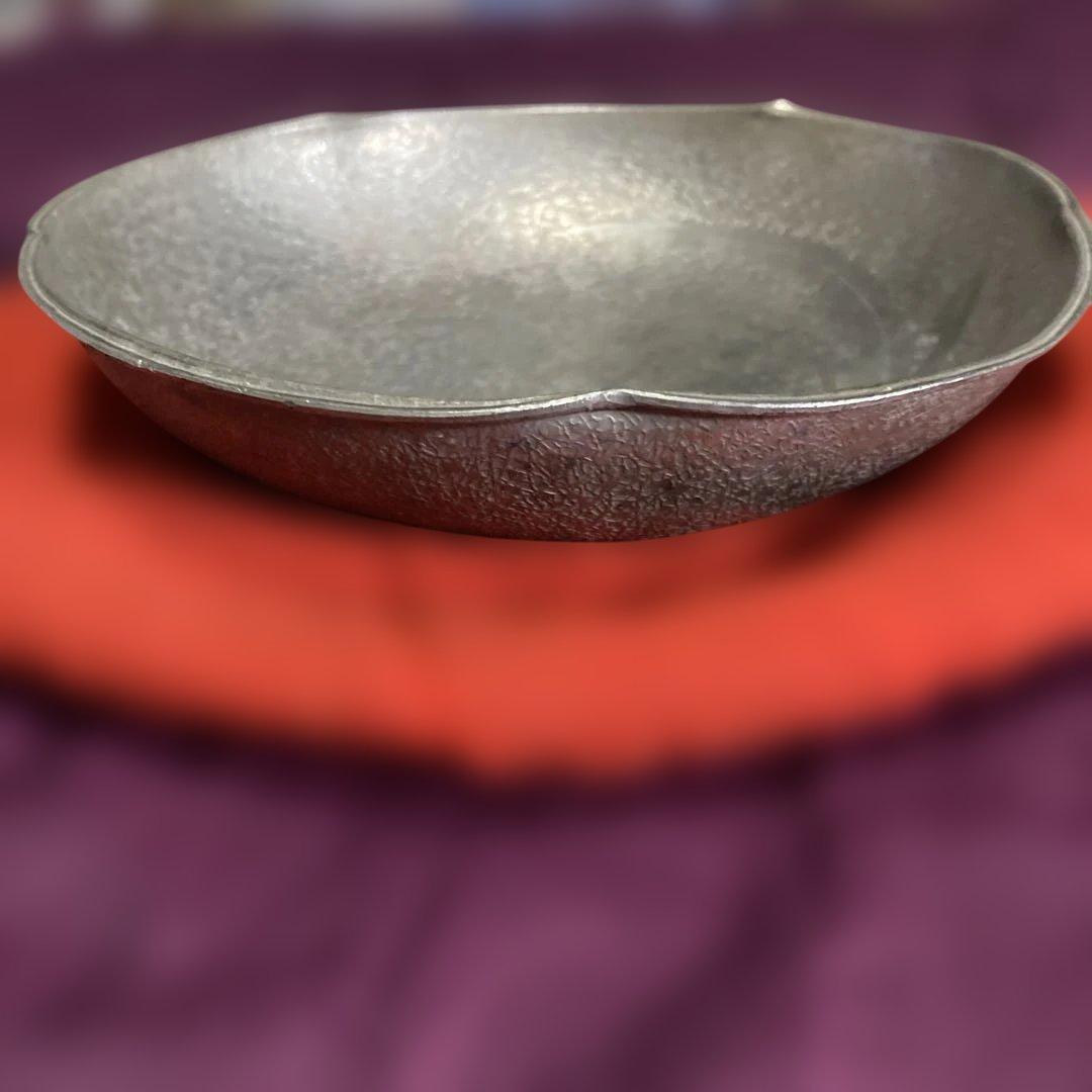 錫　花形水仙文様　菓子器