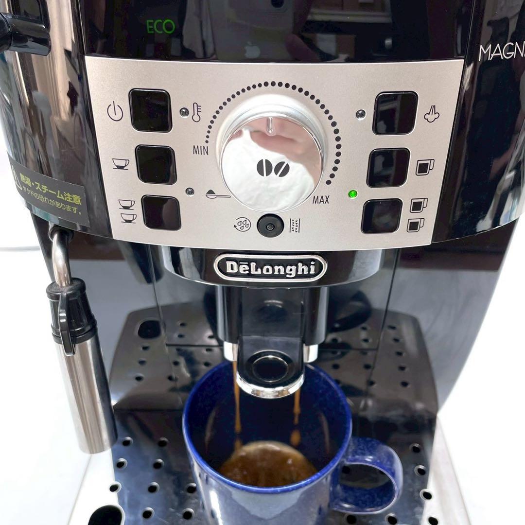 動作保証付　デロンギ　マグニフィカs ECAM22112B全自動コーヒーメーカー