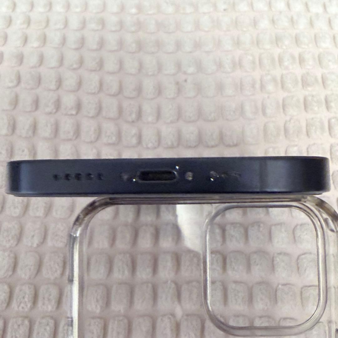 美品★Apple iPhone 12 ブラック 64GB フィルム、ケース付