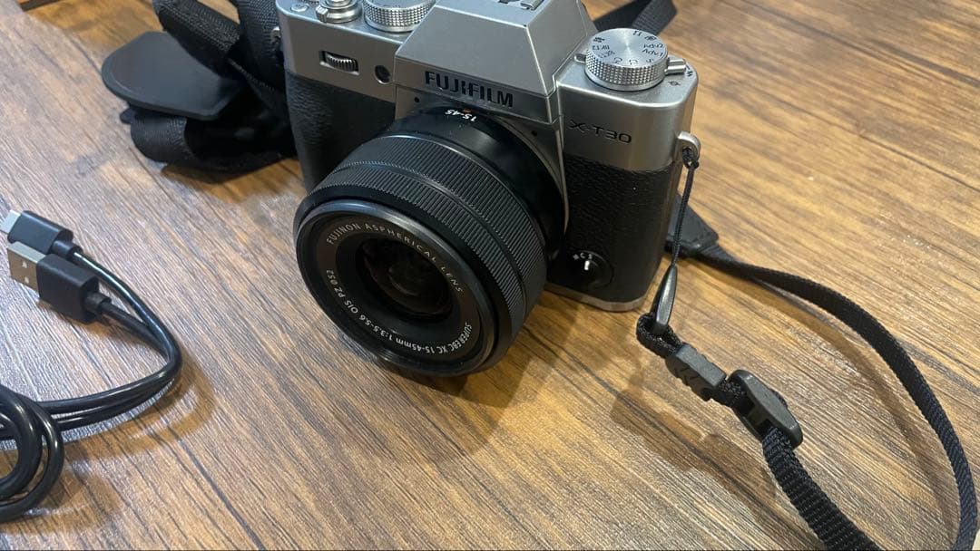 Fujifilm XT-30 レンズ15-45セット