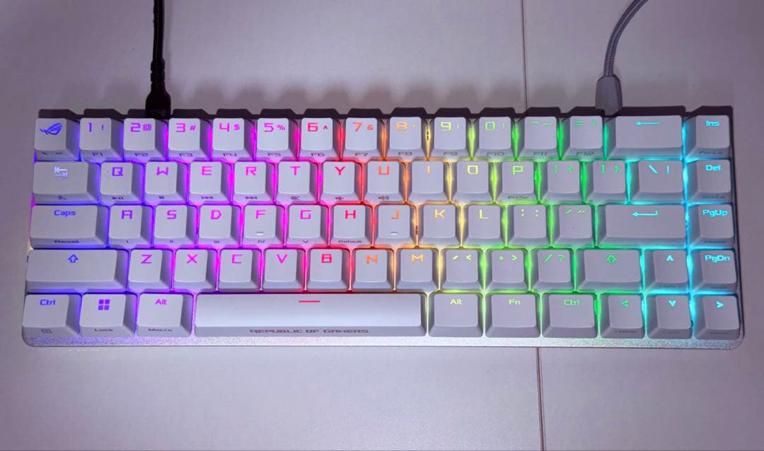 ROG Falchion Ace RGBキーボード