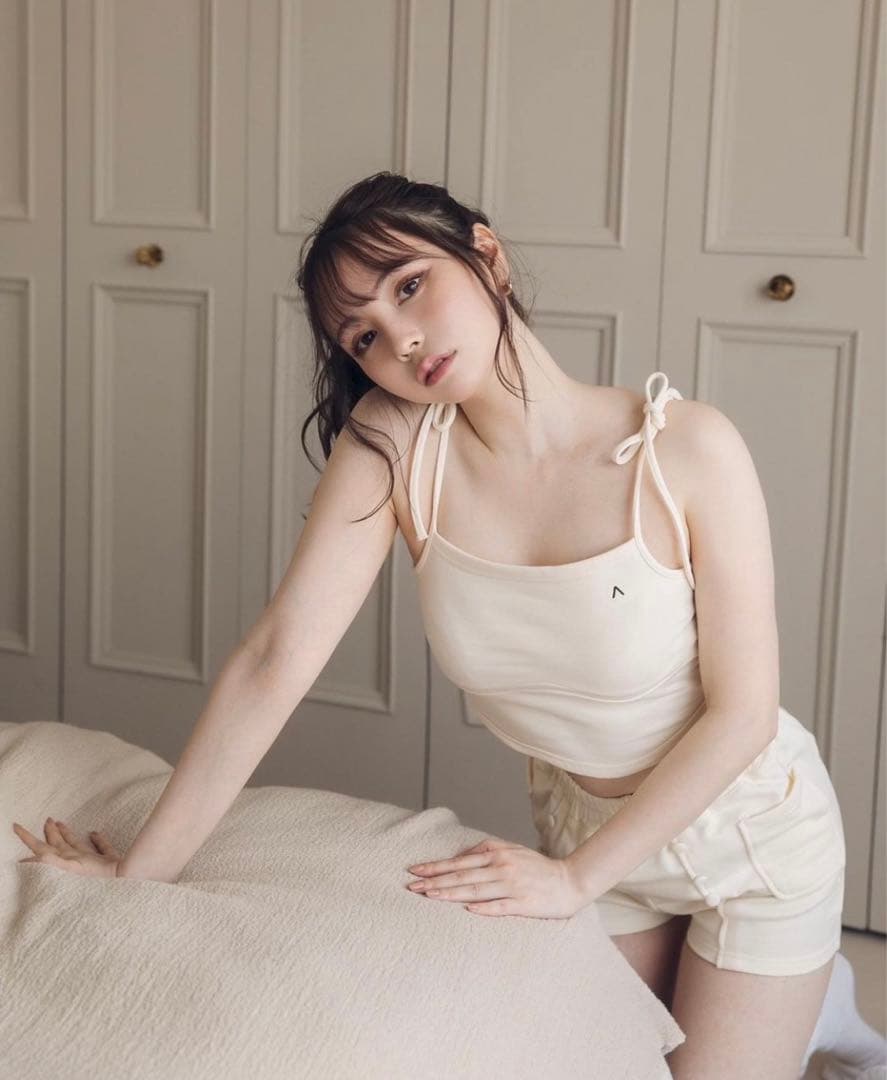 andmary ニコラフーディートップス　ニコラセットアップ　3点セット